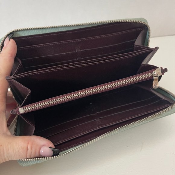 Louis Vuitton Electric Epi Leather Zippy Wallet (59340) - Picture 4 of 5